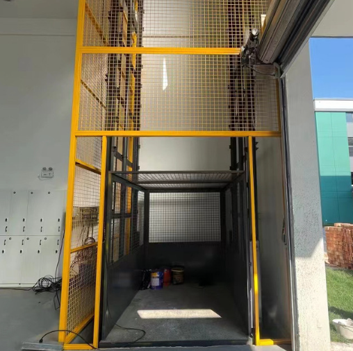 陕西导轨式升降机助力物流园破解运输难题